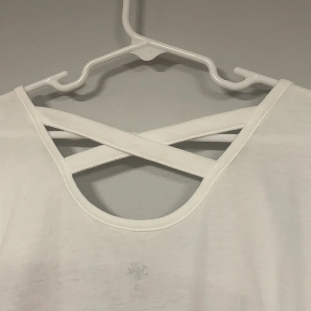 Girl's Large, Justice white graphic Tee, Peace happiness love, NWOT, Glitter
